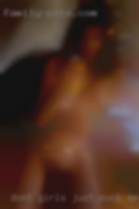 Don't girls just suck sexy on my nipples from New Braunfels TX.