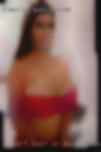 Short hair or bald guys are my women fuck weakness in Iowa.